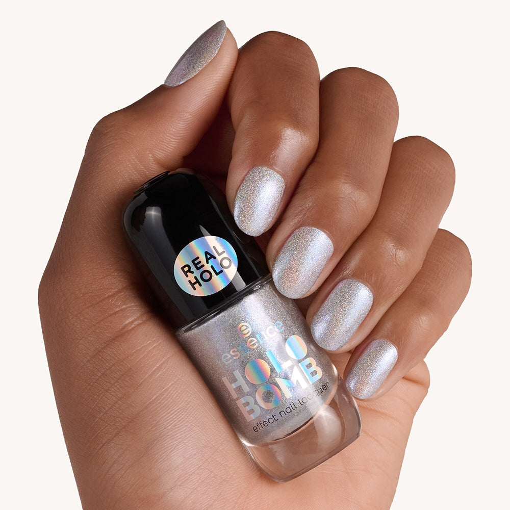 Essence Holo Bomb Effect Nail 01 Ridin' Holo-8