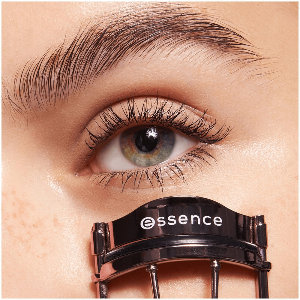 Essence Lash Curler 01 All-up-3