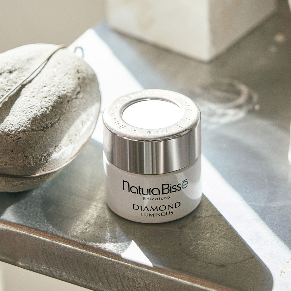 Natura Bissé Diamond Luminous Perfecting Cream-3