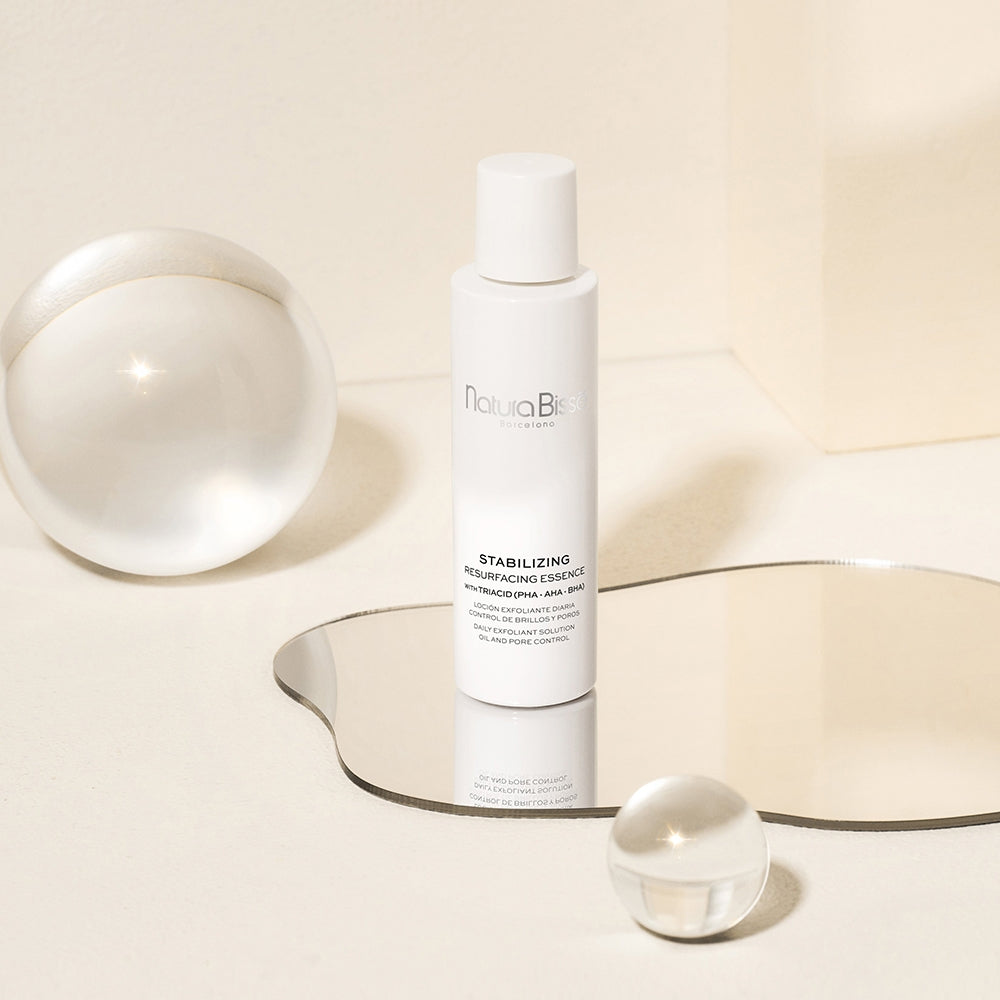 Natura Bissé Stabilizing Resurfacing Essence with Triacid-3