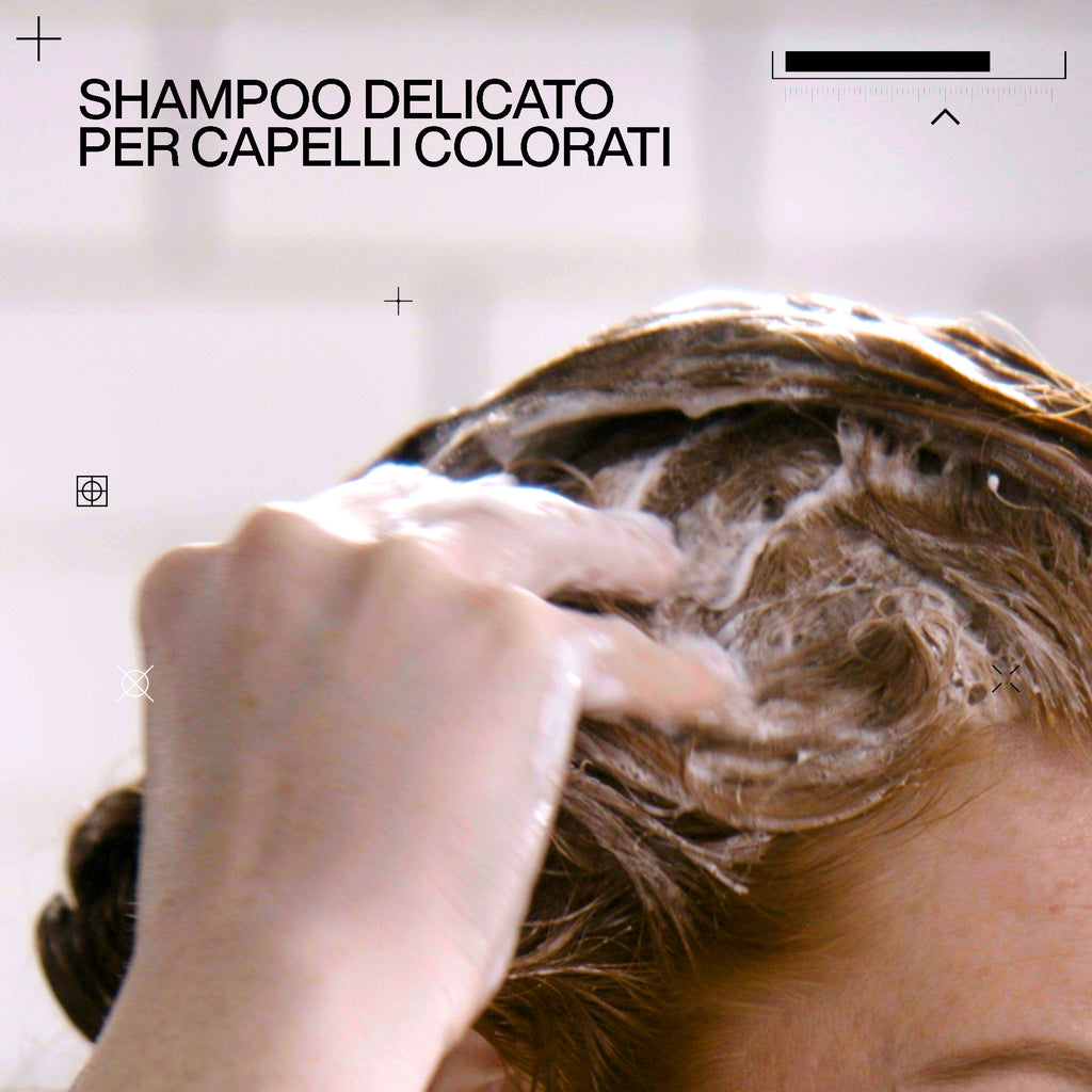 Redken Acidic Color Gloss Shampoo-3