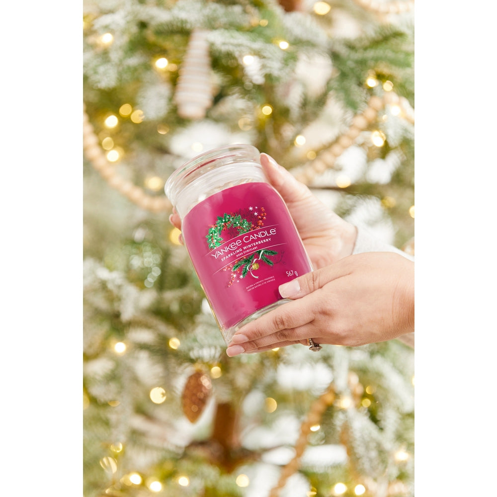 Yankee Candle Sparkling Winterberry-3